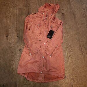 CLEAR OUT PRICE DROP! Badgley Mischka Trench Coat – BNWT – Size L – Luxury